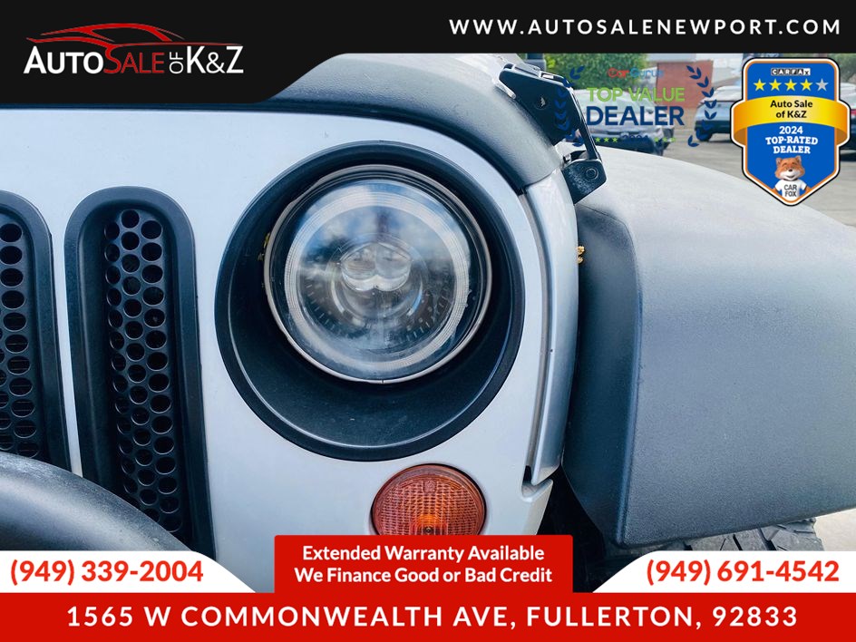 2009 Jeep Wrangler Unlimited Rubicon photo 17