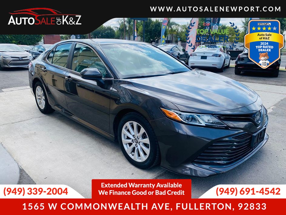 2018 Toyota Camry LE SE photo 12