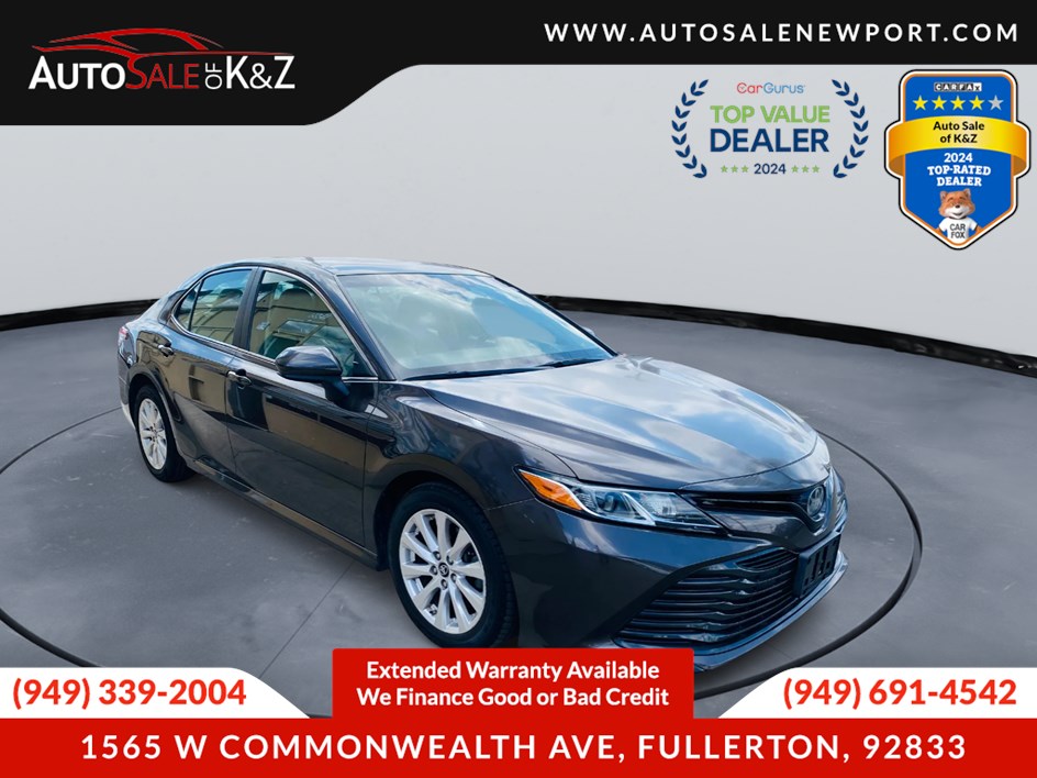 2018 Toyota Camry LE SE photo 4