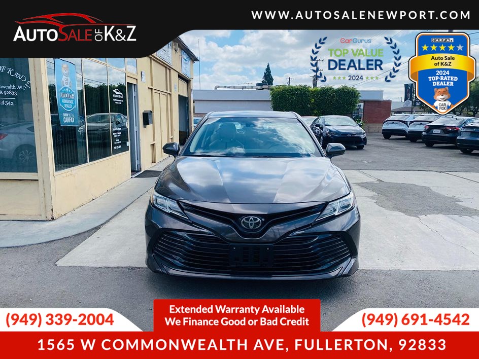 2018 Toyota Camry LE SE photo 8
