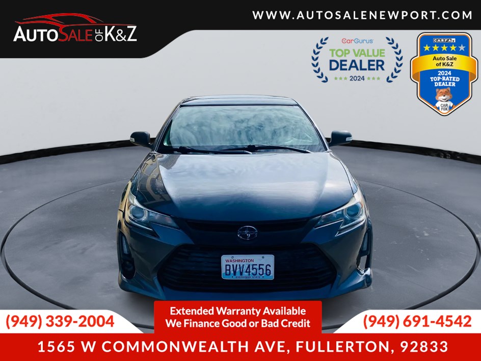 2015 Scion tC photo 2