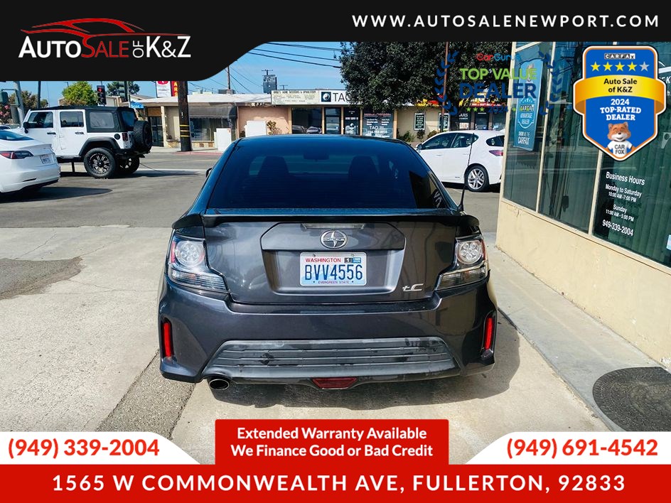 2015 Scion tC photo 9