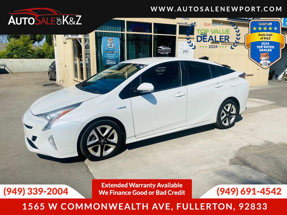 2016 Toyota Prius Two Eco Three Four Touring photo 8