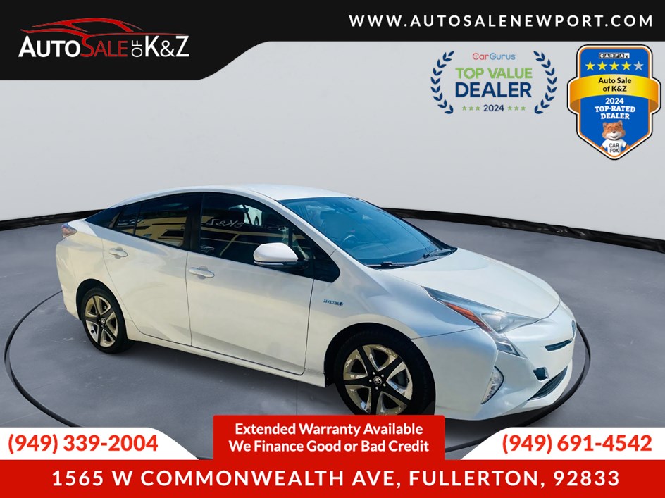 2016 Toyota Prius Two Eco Three Four Touring photo 4