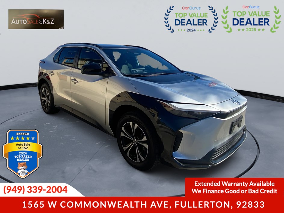 2025 Toyota bZ4X XLE's photo