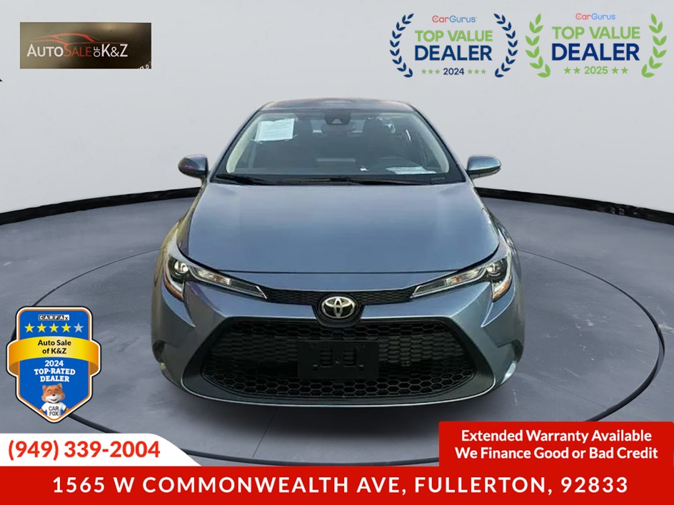 2022 Toyota Corolla LE photo 3