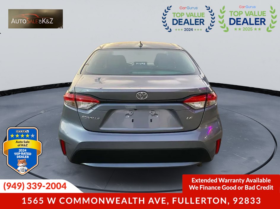 2022 Toyota Corolla LE photo 4