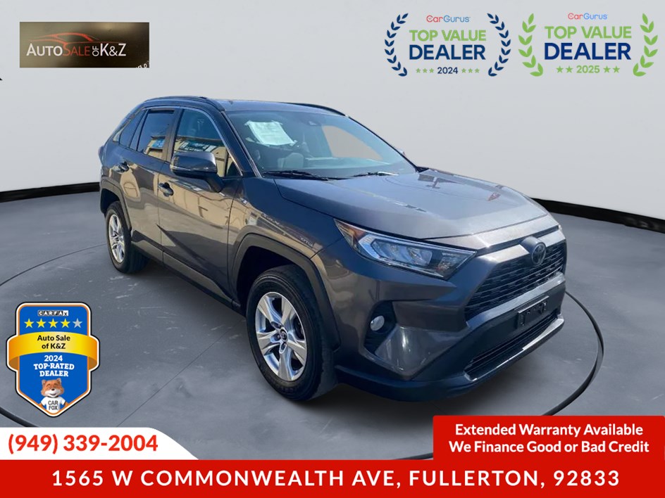 2019 Toyota RAV4 Premium XLE photo 2