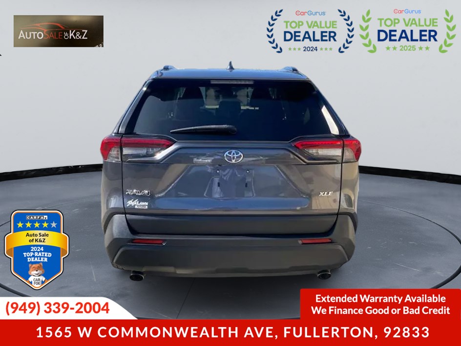 2019 Toyota RAV4 Premium XLE photo 4