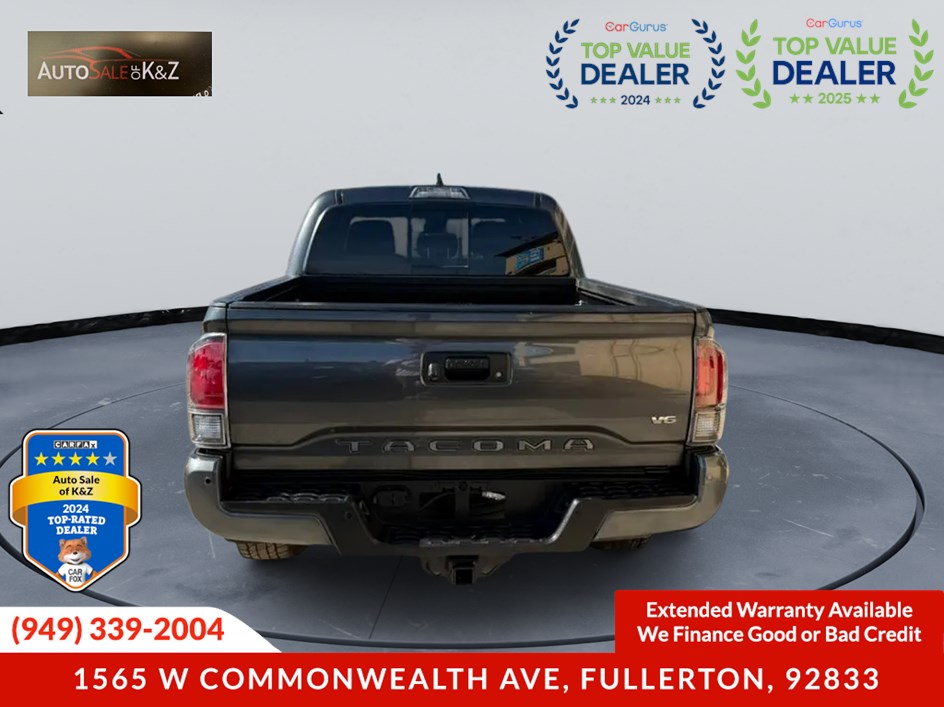 2023 Toyota Tacoma TRD Sport photo 3