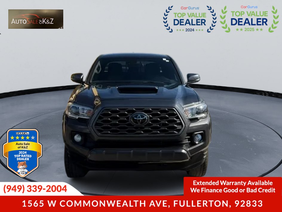 2023 Toyota Tacoma TRD Sport photo 2