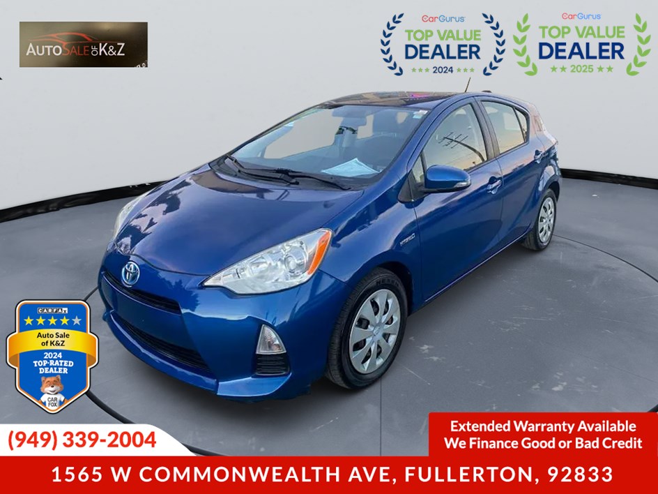 2013 Toyota Prius c Three's photo