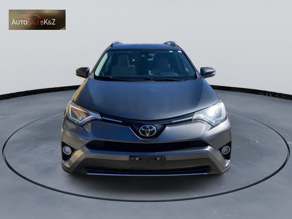 2017 Toyota RAV4 XLE - Photo 3