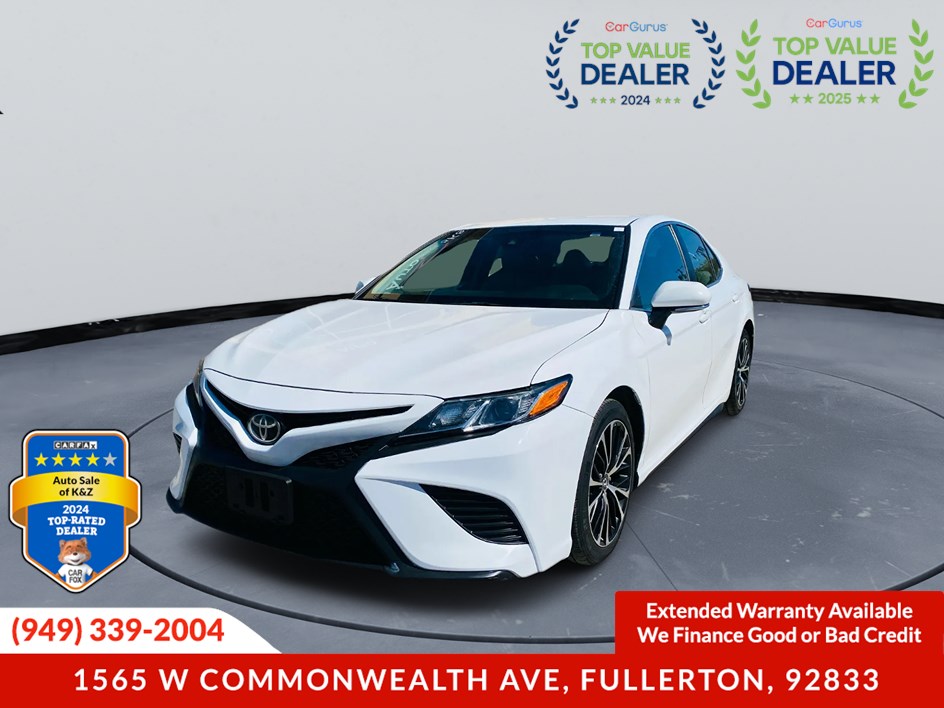2018 Toyota Camry SE FWD photo