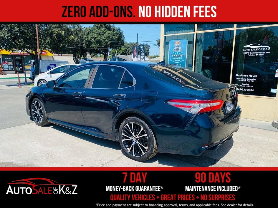 2019 Toyota Camry SE - Photo 13