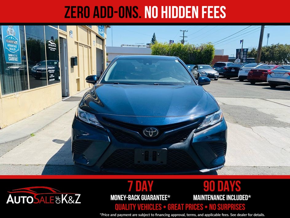 2019 Toyota Camry SE - Photo 9