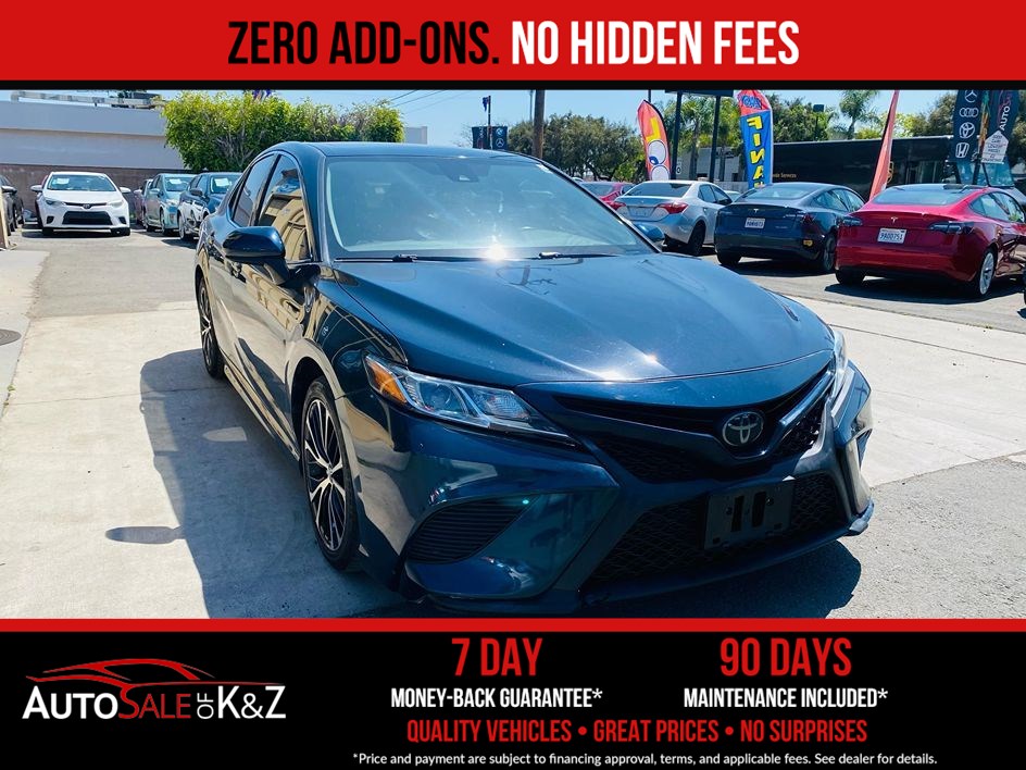2019 Toyota Camry SE - Photo 8