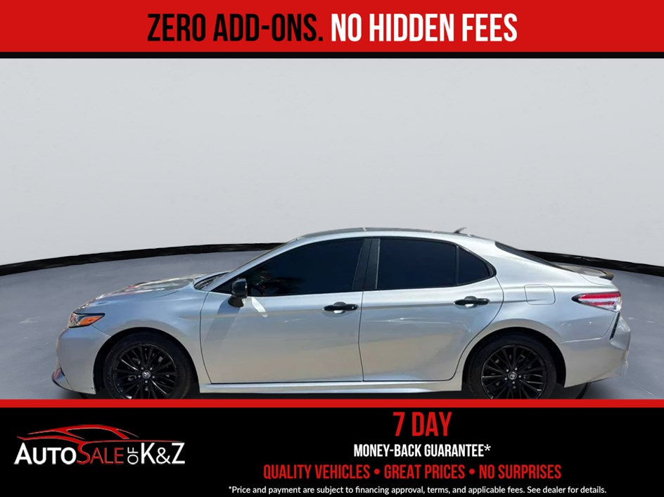 2020 Toyota Camry SE Nightshade