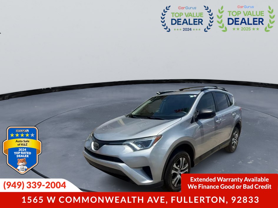2018 Toyota RAV4 LE AWD photo
