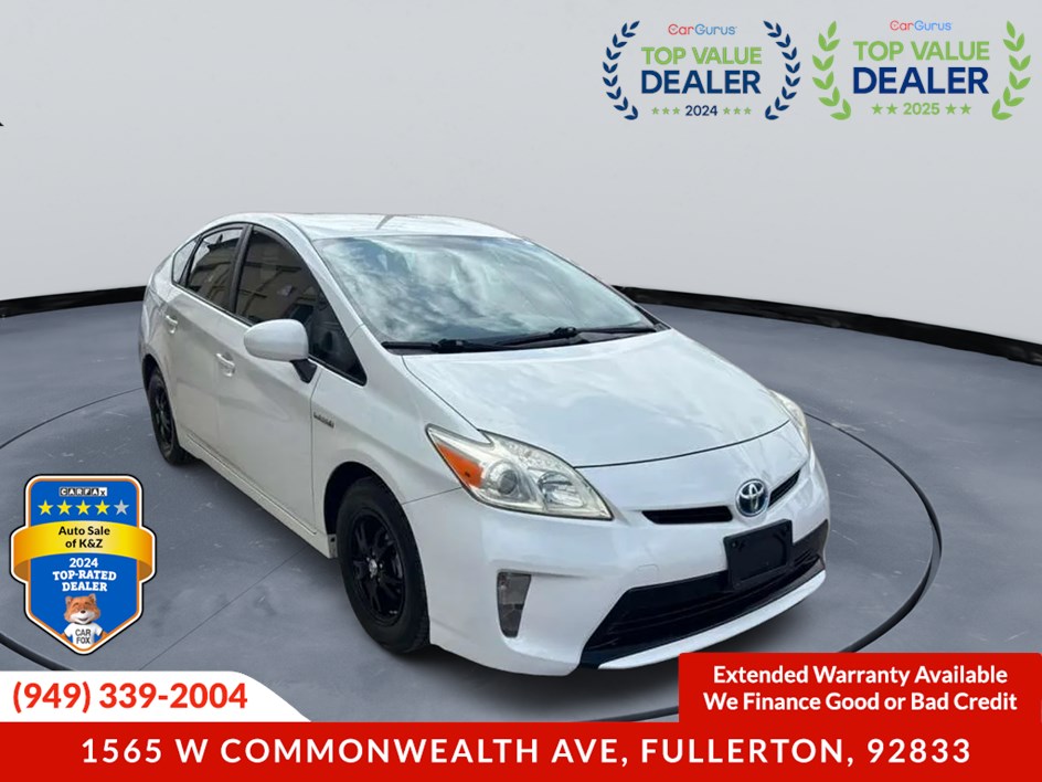 2013 Toyota Prius Two's photo