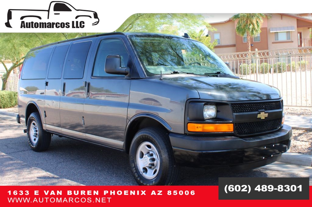 2016 Chevrolet Express G2500 12 Passengers Van 3D LS