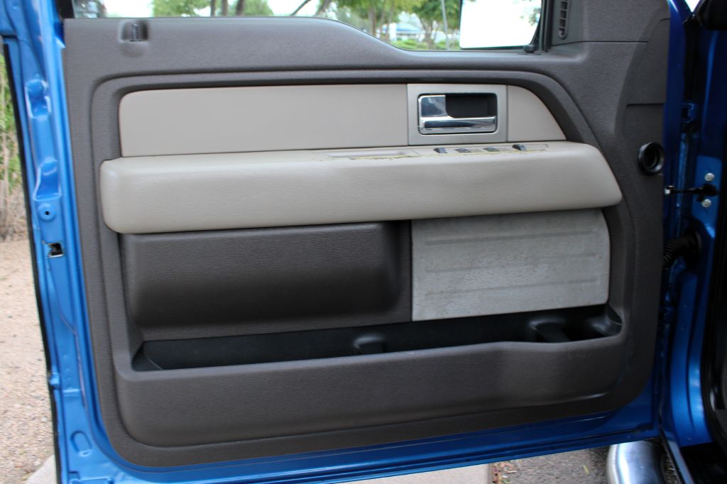 2010 Ford F-150 XLT photo 7