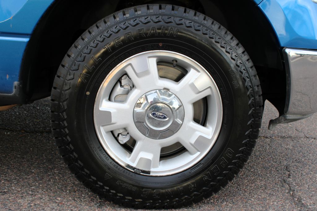 2010 Ford F-150 XLT photo 18