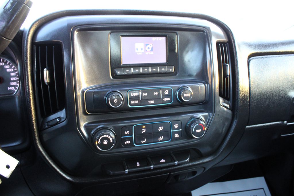 2015 Chevrolet Silverado 1500 photo 11