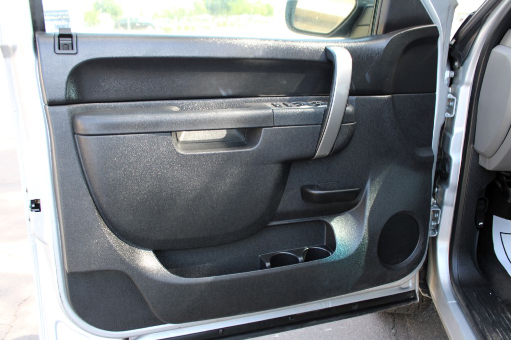 2013 Chevrolet Silverado 1500 LS photo 7