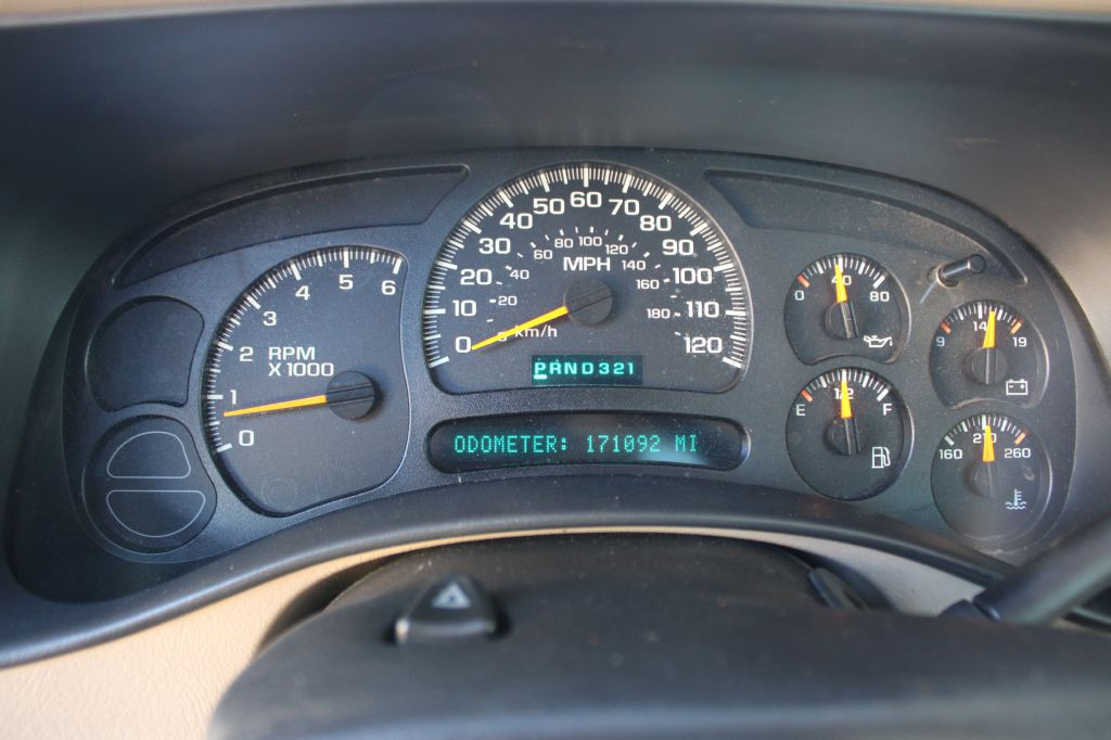 2005 Chevrolet Silverado 1500 LS photo 10