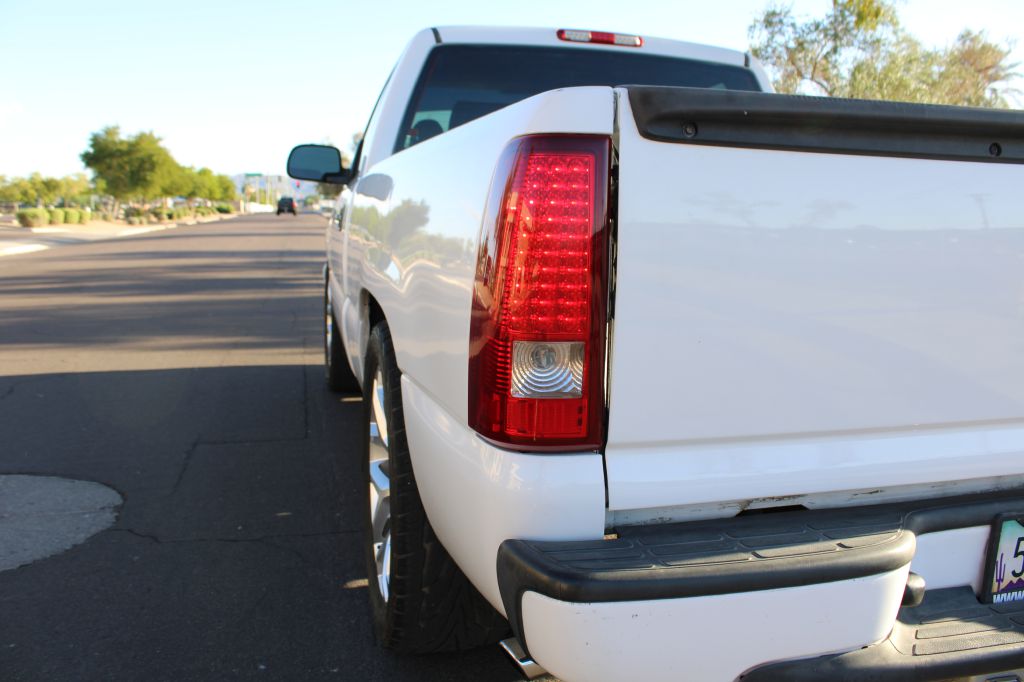 2005 Chevrolet Silverado 1500 LS photo 15