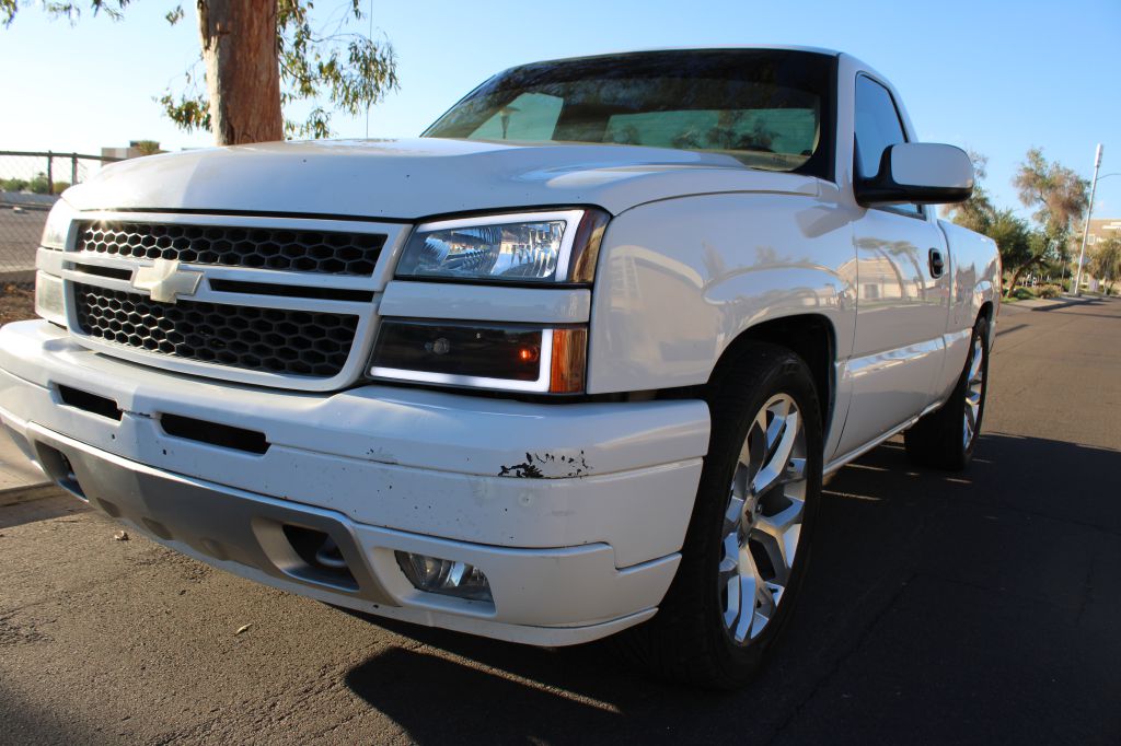 2005 Chevrolet Silverado 1500 LS photo 17
