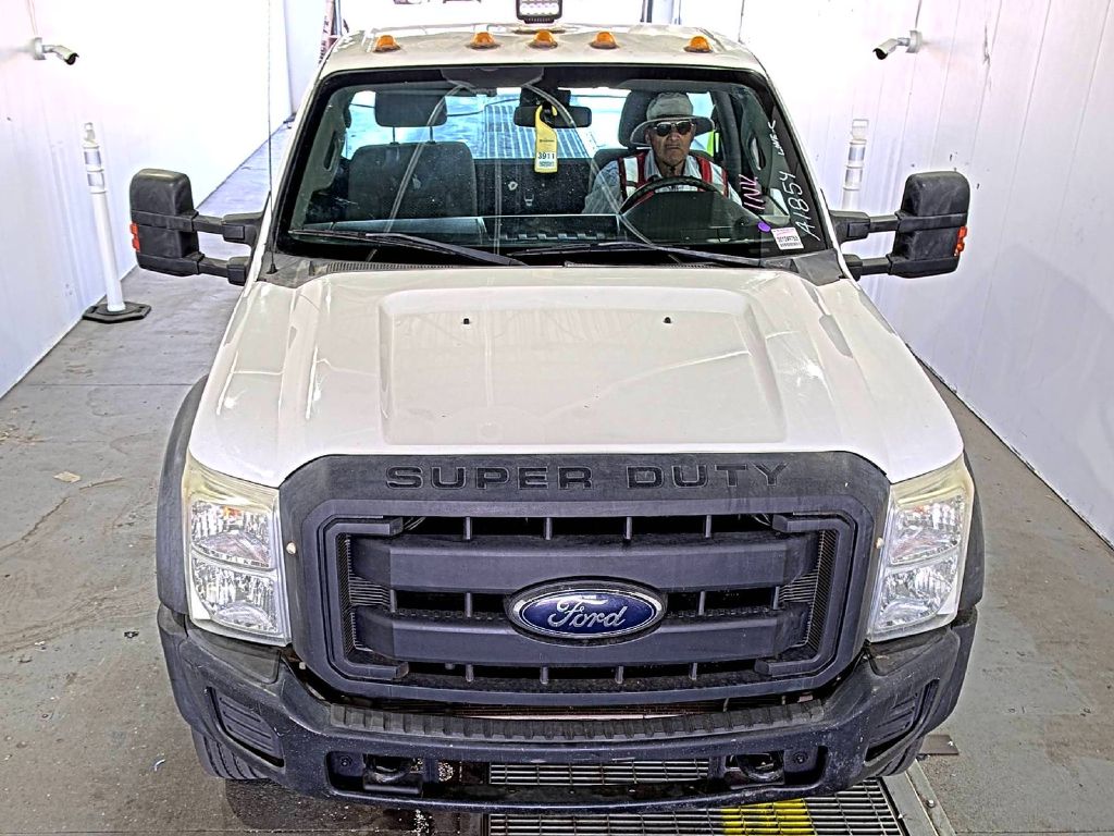 2016 Ford F-550 XL photo 2