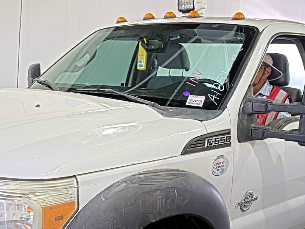 2016 Ford F-550 XL photo 6