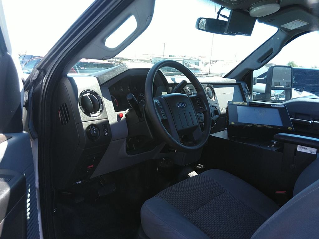 2016 Ford F-550 XL photo 9