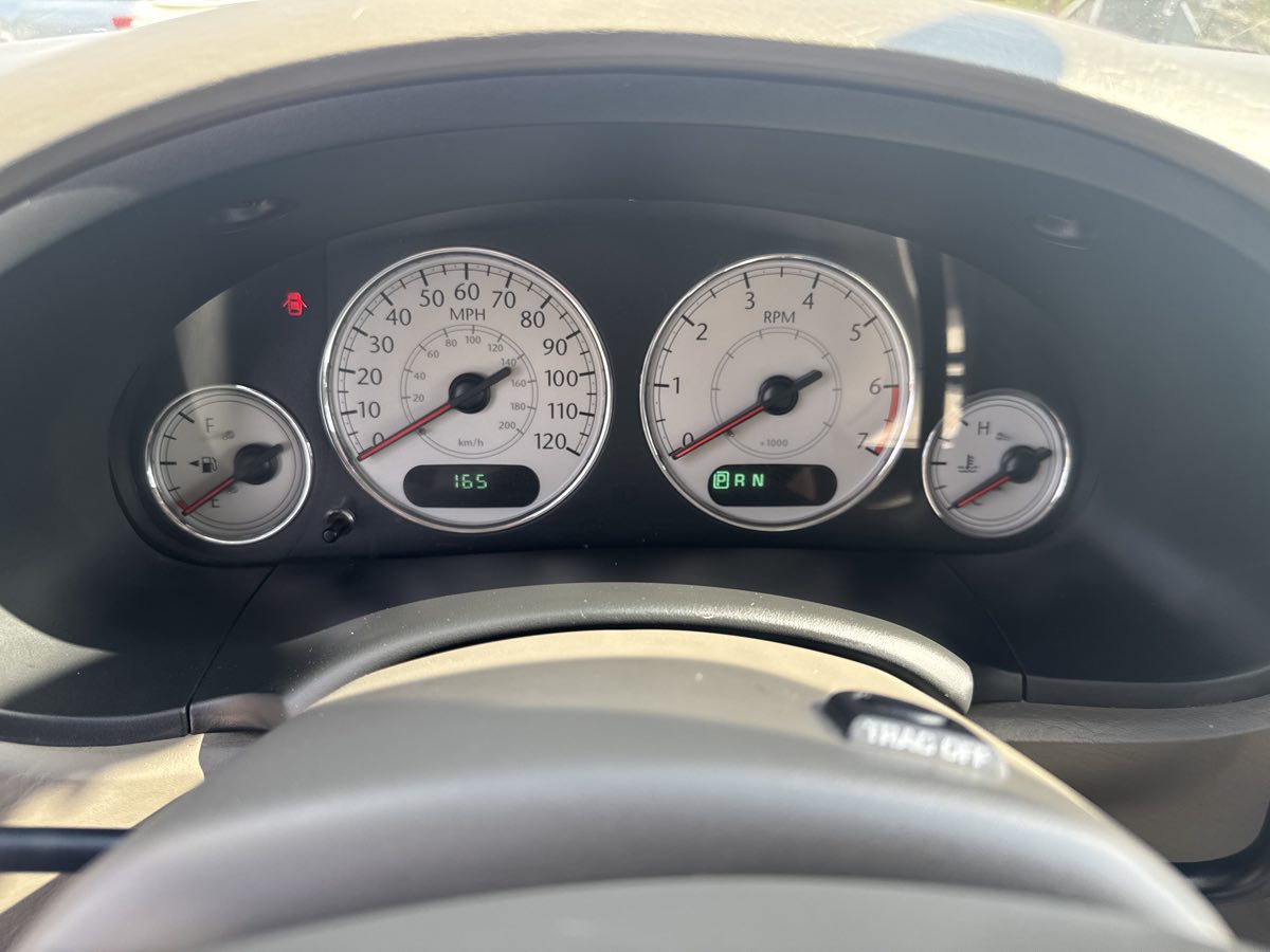 2007 Chrysler Town & Country Limited - Photo 8