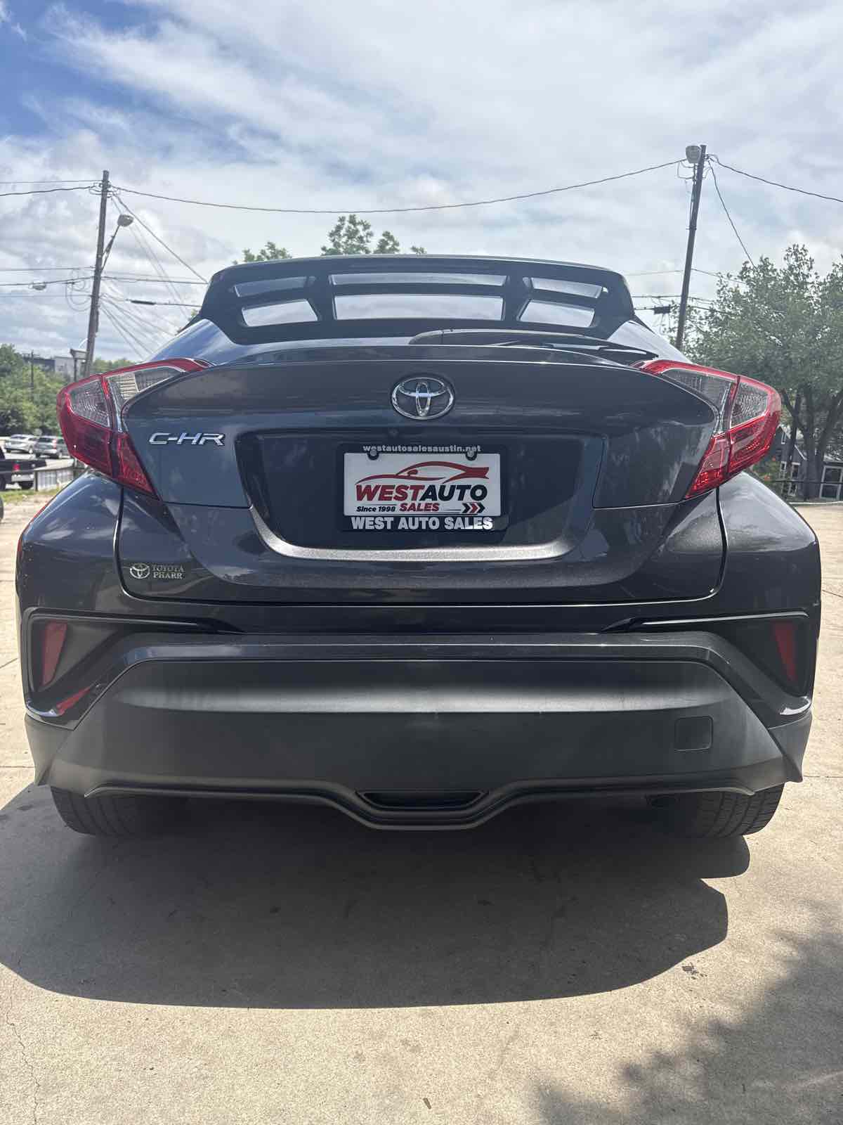 2018 Toyota C-HR XLE - Photo 3