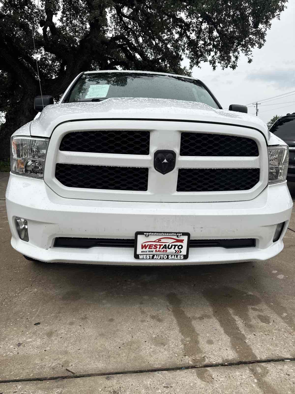 2014 RAM 1500 Express Crew Cab's photo
