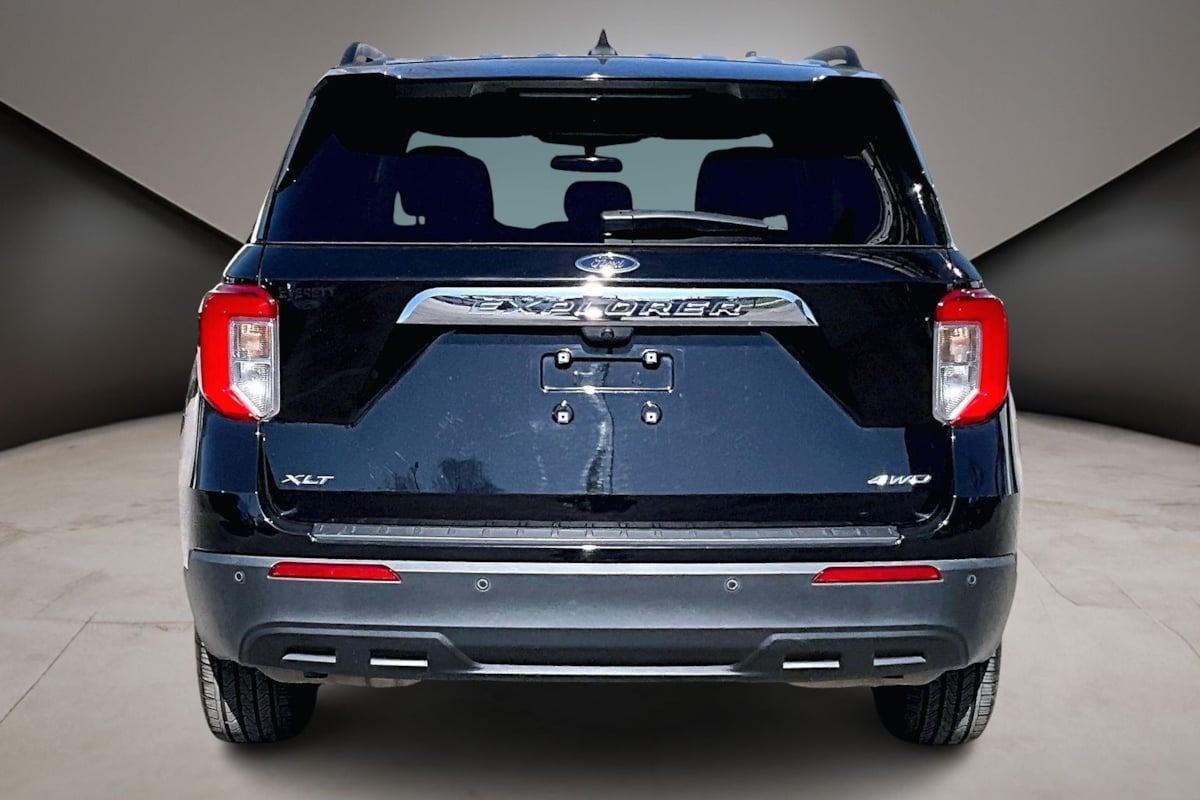 2023 Ford Explorer XLT - Photo 5