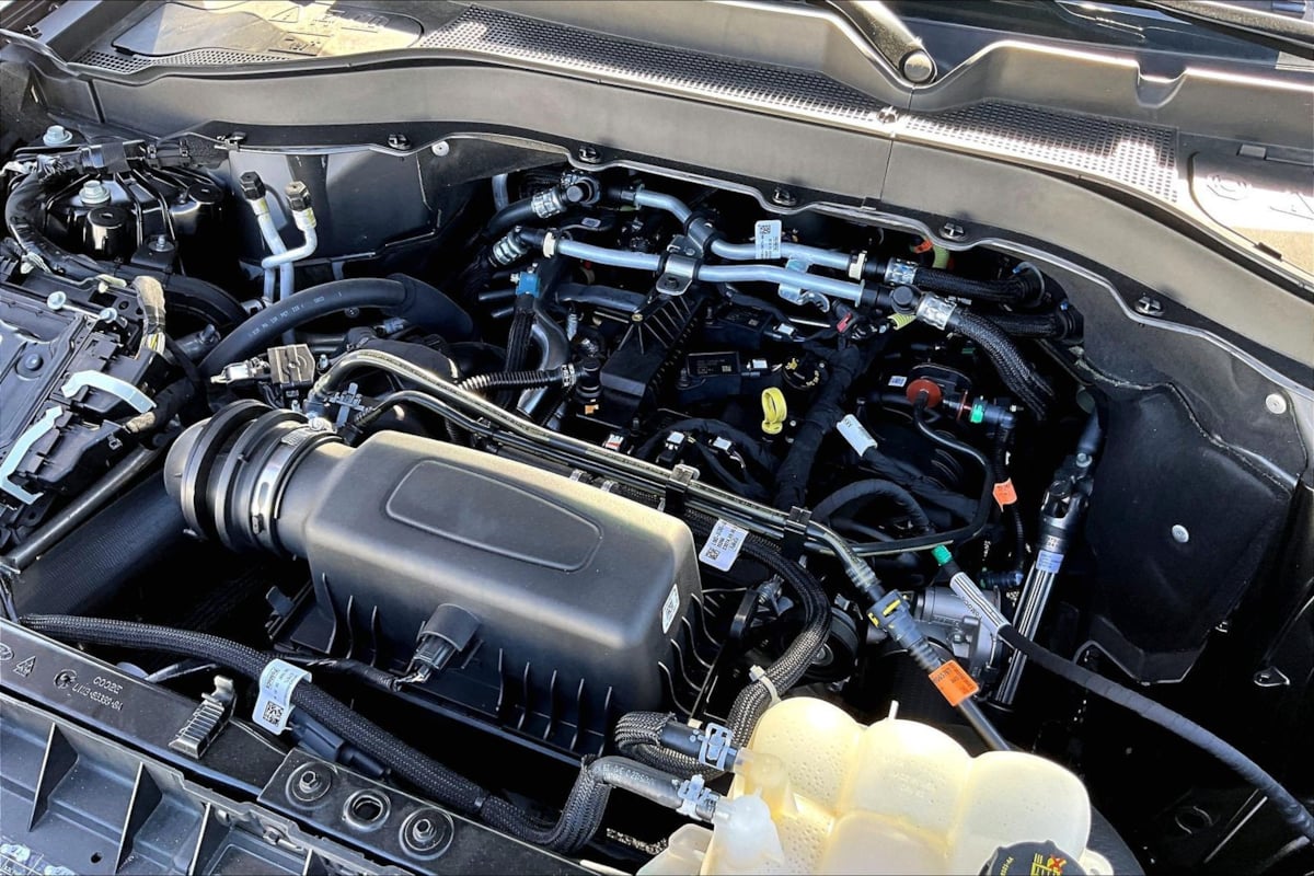 2023 Ford Explorer XLT - Photo 31