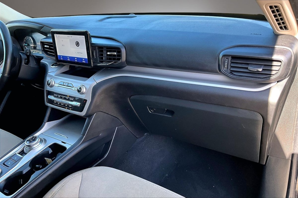 2023 Ford Explorer XLT - Photo 26