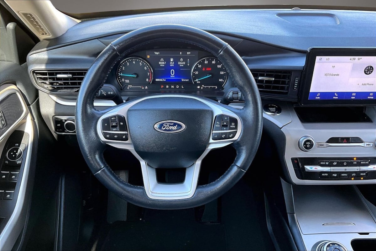 2023 Ford Explorer XLT - Photo 8