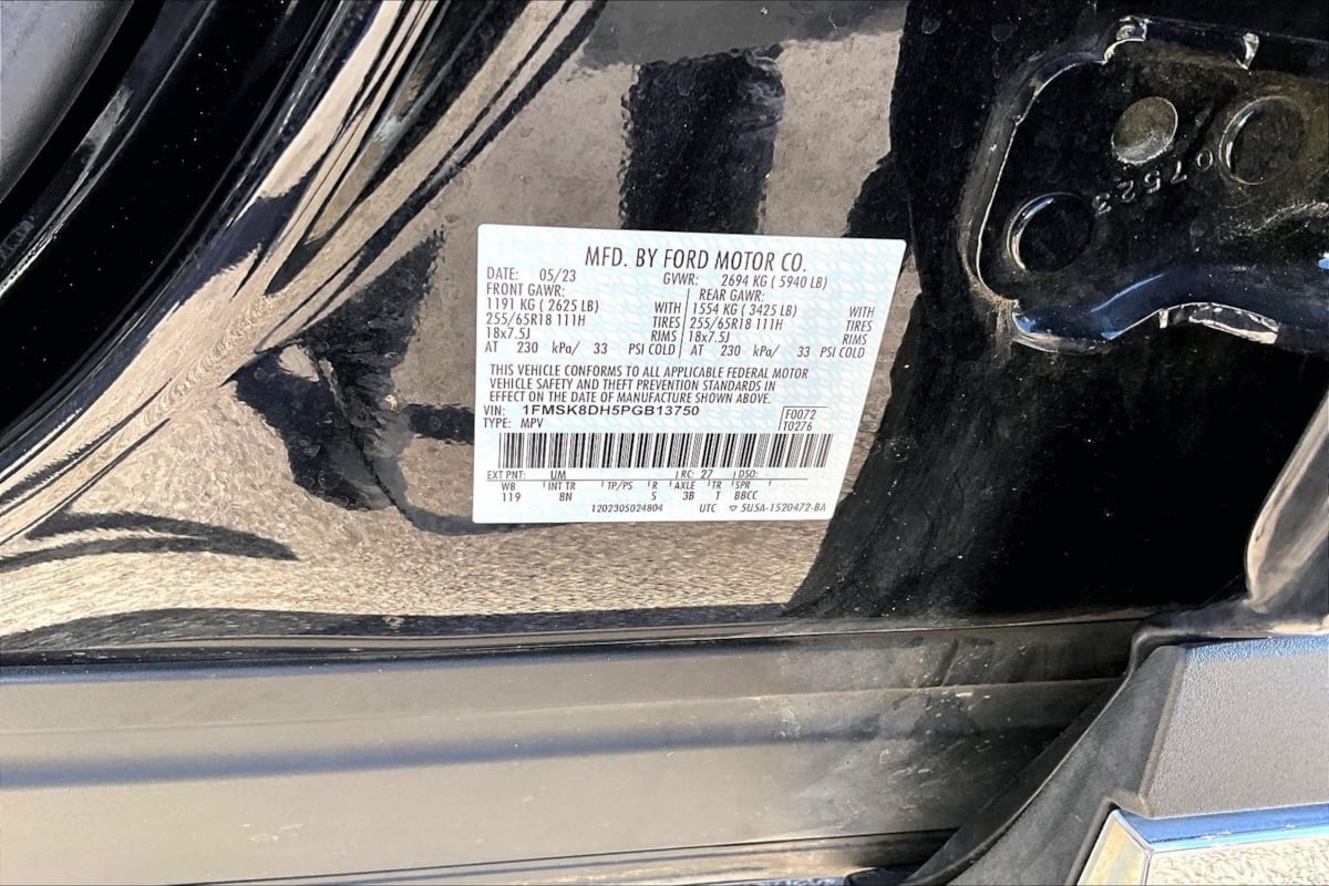 2023 Ford Explorer XLT - Photo 18