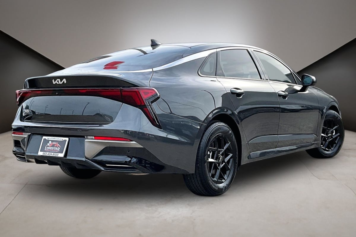 Kia K5 photo 7