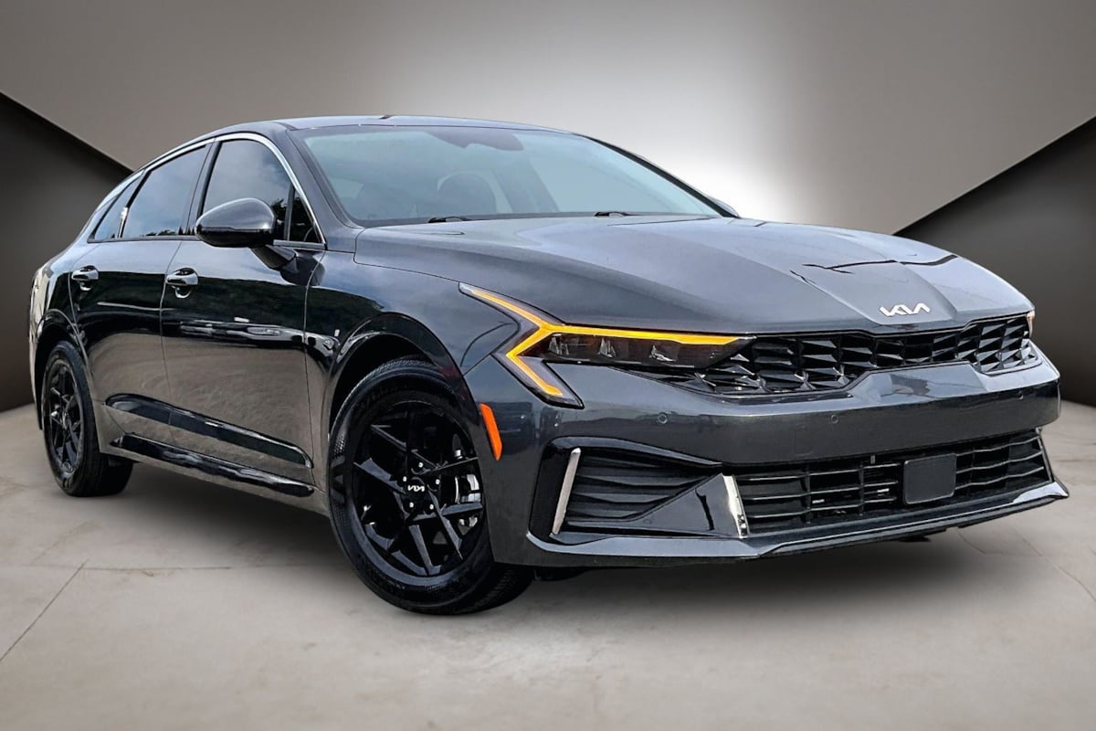 Kia K5 photo 3