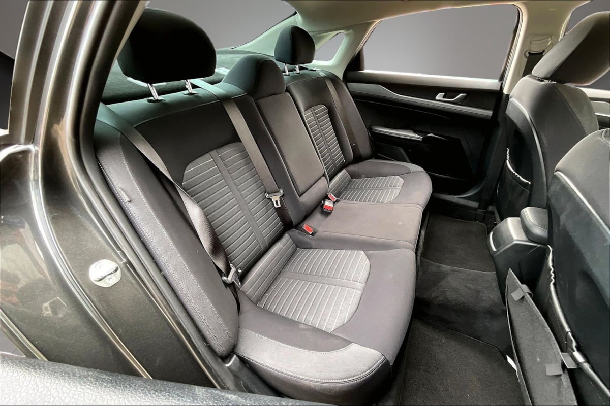 Kia K5 photo 25