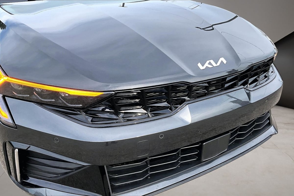 Kia K5 photo 32