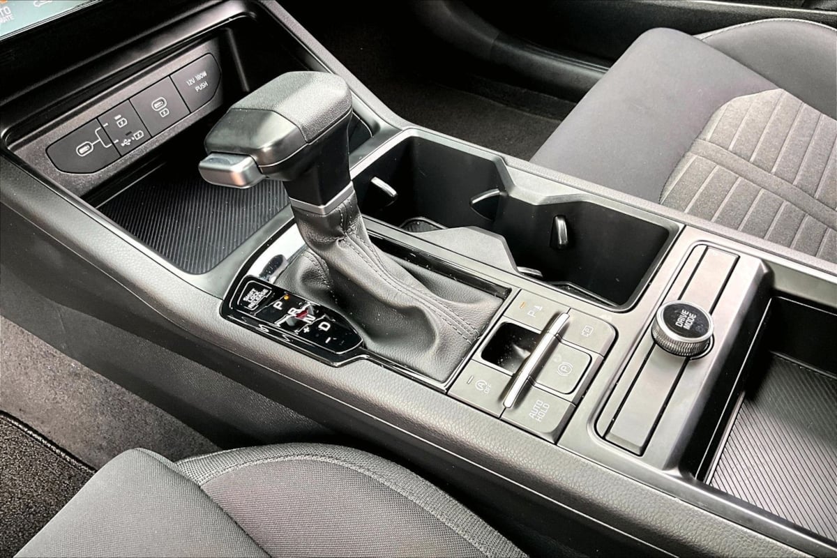 Kia K5 photo 18