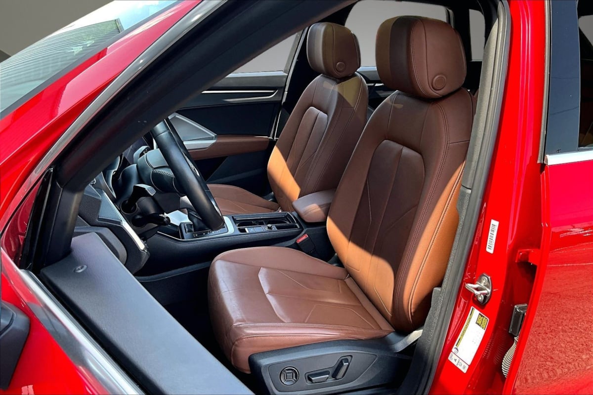 Audi Q3 photo 21