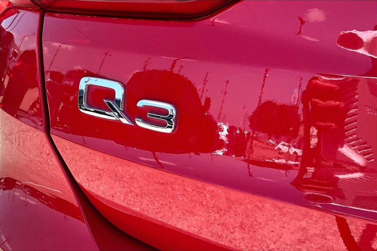 Audi Q3 photo 24